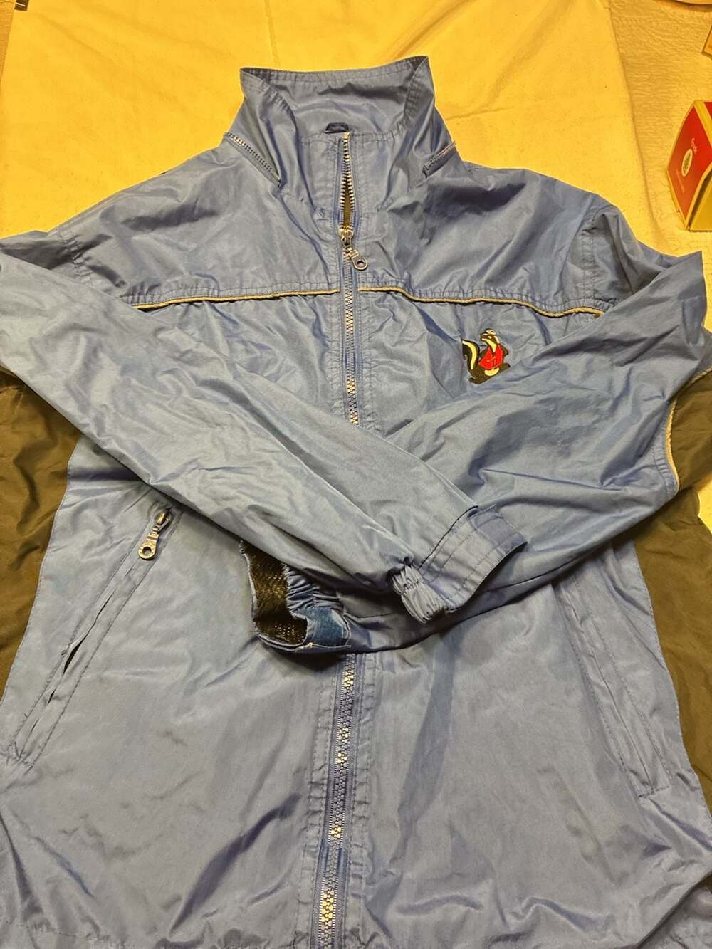 Cheneral Vintage Skunk Embroidered Windbreaker Jacket Size S